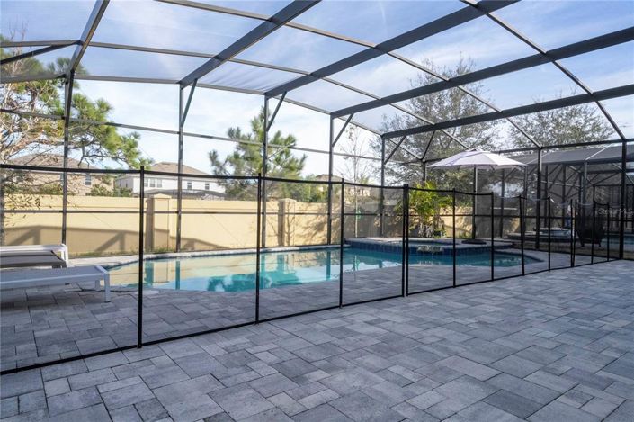 Image No.29-6 Bed Property for sale