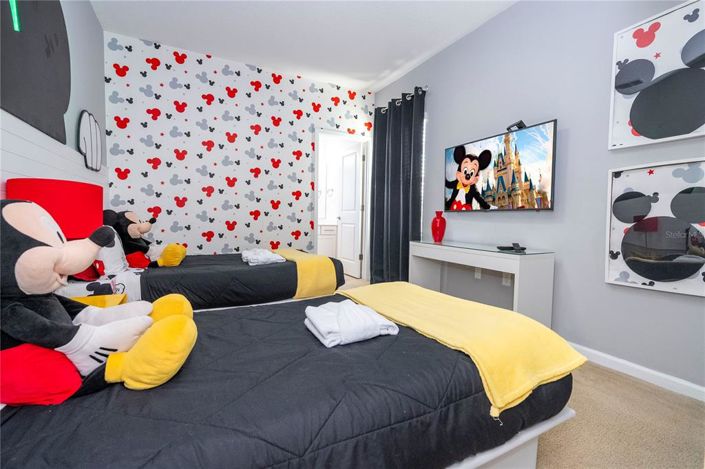 Image No.50-6 Bed Property for sale