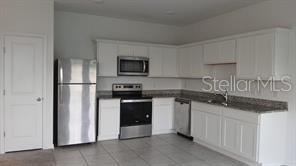 Image No.4-3 Bed Townhouse for sale