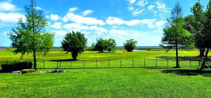 Image No.22-5 Bed Property for sale