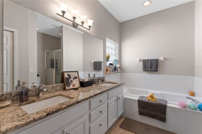 Image No.21-3 Bed Property for sale