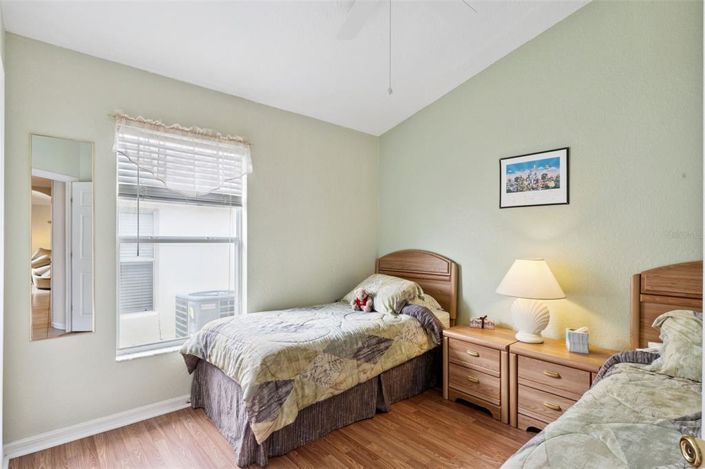 Image No.30-4 Bed Property for sale