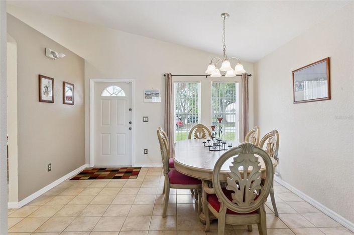 Image No.6-4 Bed Property for sale