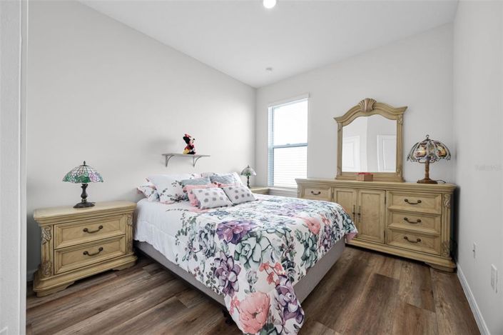 Image No.19-3 Bed Property for sale