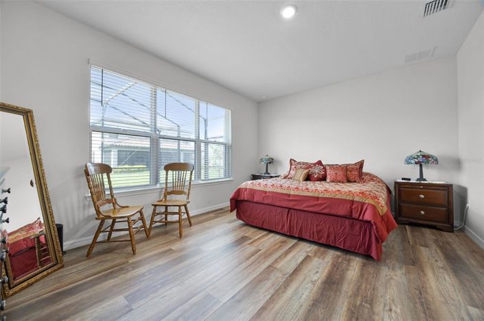 Image No.27-3 Bed Property for sale