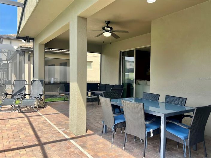 Image No.12-7 Bed Property for sale