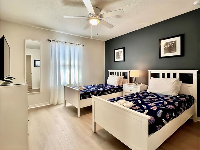 Image No.22-7 Bed Property for sale