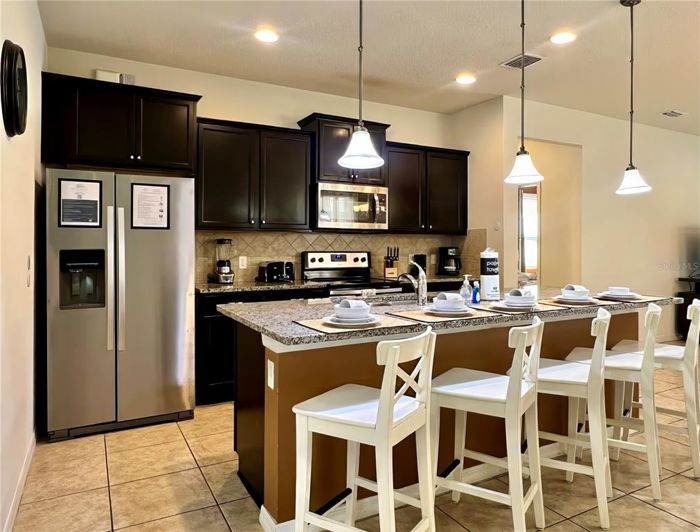 Image No.4-7 Bed Property for sale