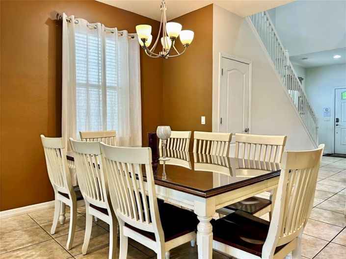 Image No.7-7 Bed Property for sale