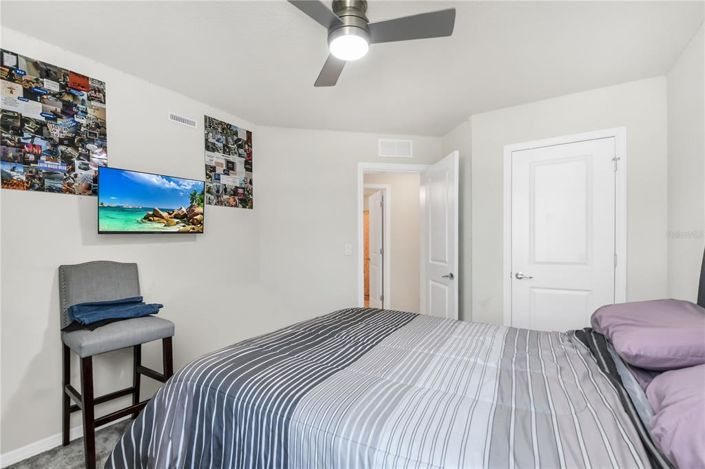 Image No.17-3 Bed Townhouse for sale