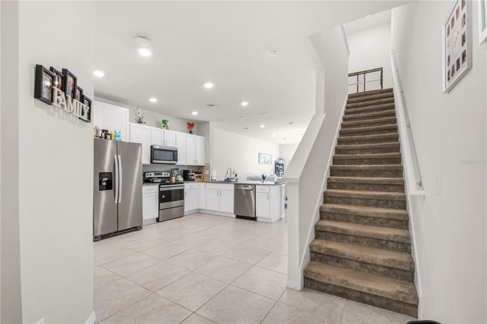 Image No.6-3 Bed Townhouse for sale