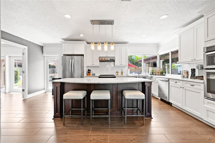 Image No.15-Propriété de 3 chambres à vendre à St. Petersburg