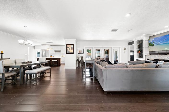 Image No.6-Propriété de 3 chambres à vendre à St. Petersburg