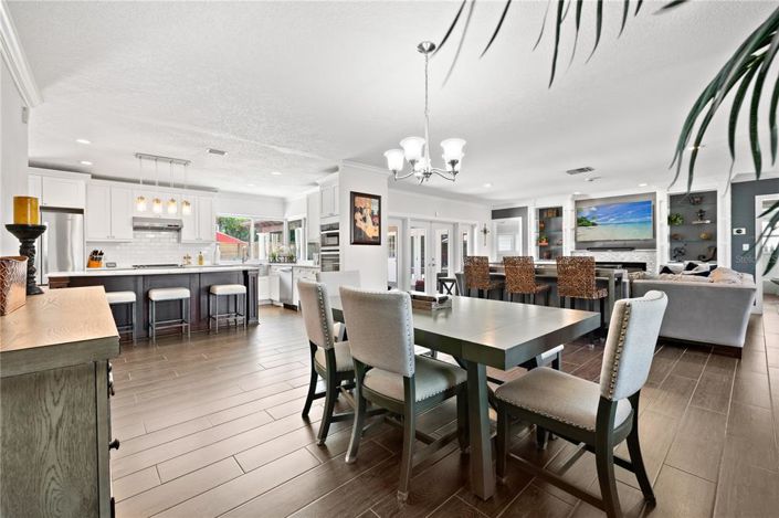 Image No.9-Propriété de 3 chambres à vendre à St. Petersburg