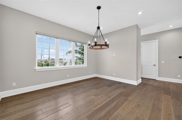 Image No.39-4 Bed Property for sale