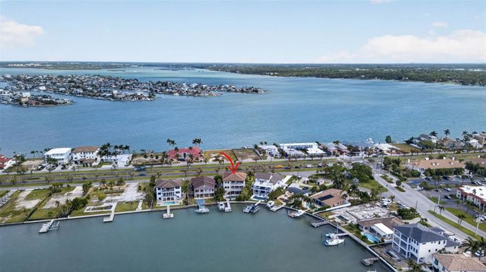 Image No.48-4 Bed Property for sale