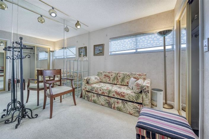 Image No.28-3 Bed Property for sale