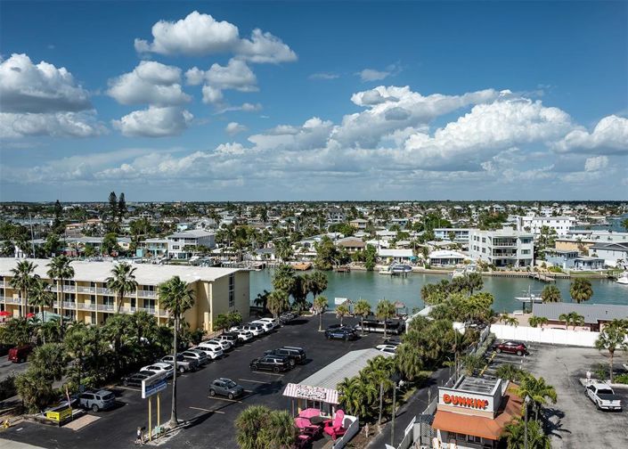 Image No.34-3 Bed Property for sale