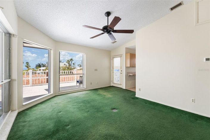 Image No.33-4 Bed Property for sale