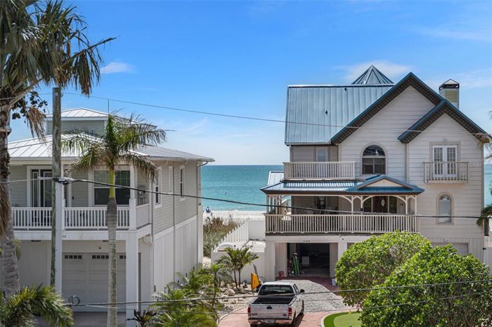 Image No.48-4 Bed Property for sale