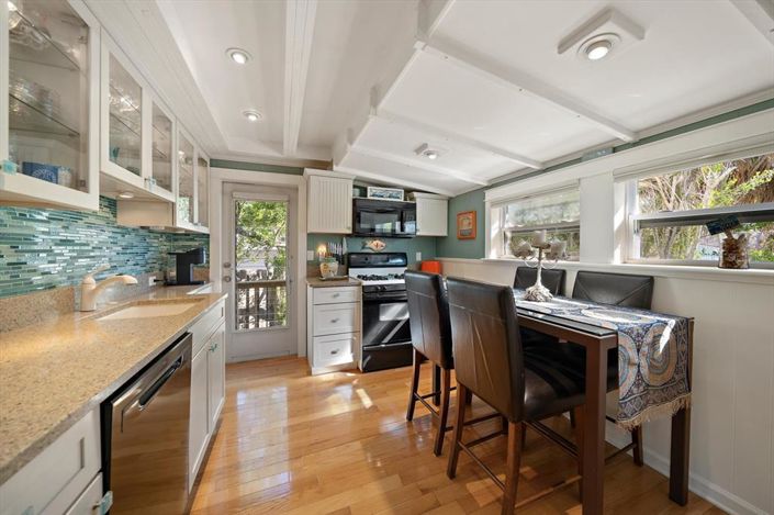 Image No.14-1 Bed Property for sale