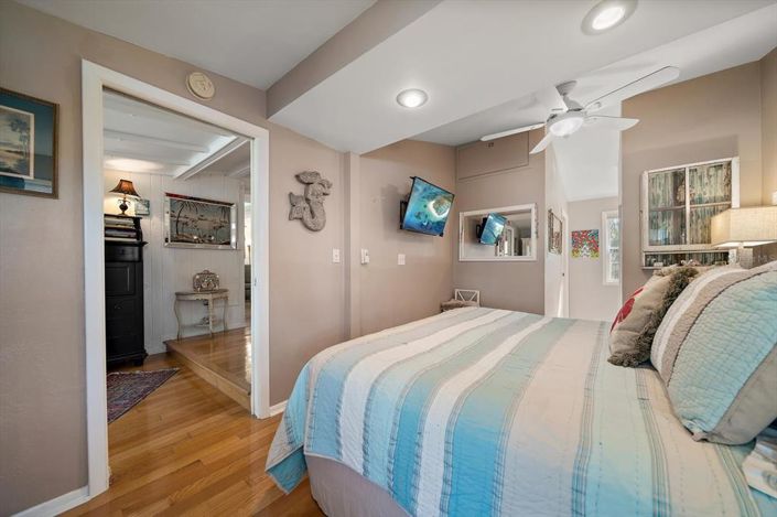 Image No.23-1 Bed Property for sale