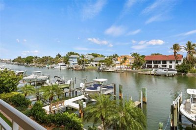 1 - St. Petersburg, Townhouse