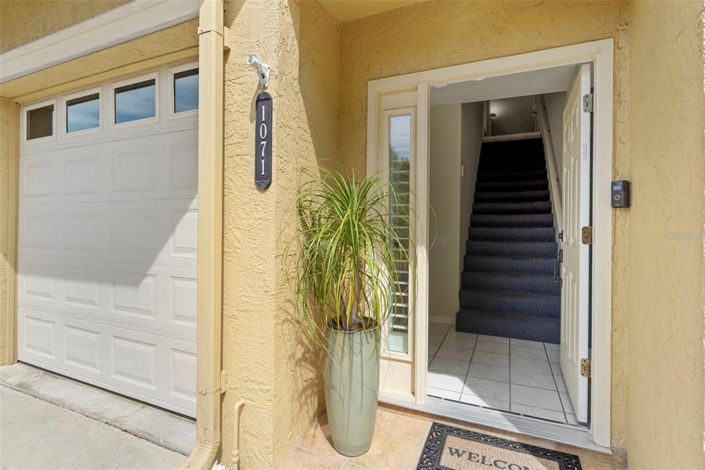 Image No.10-3 Bed Townhouse for sale