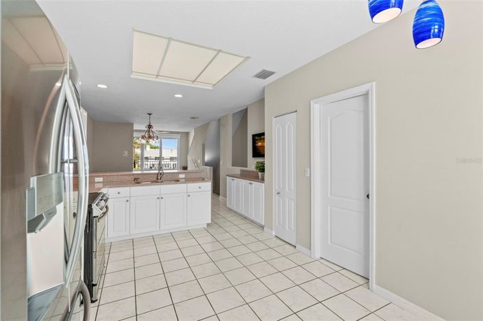 Image No.22-3 Bed Townhouse for sale