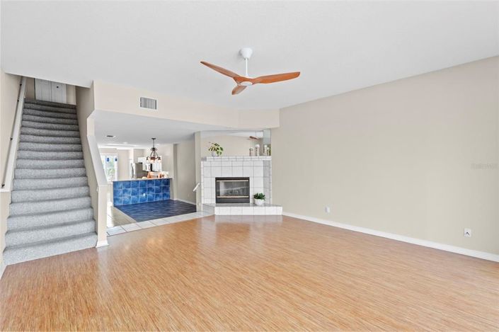 Image No.25-3 Bed Townhouse for sale