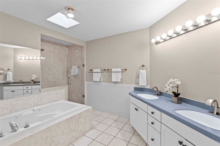 Image No.31-3 Bed Townhouse for sale