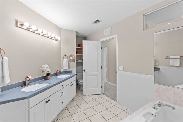 Image No.32-3 Bed Townhouse for sale