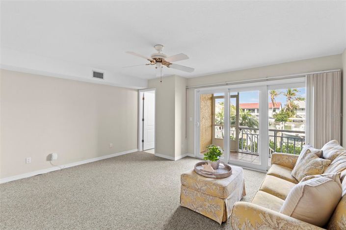 Image No.45-3 Bed Townhouse for sale