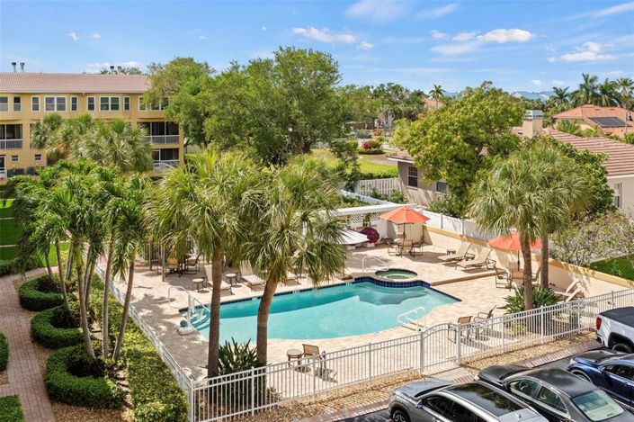 Image No.49-3 Bed Townhouse for sale