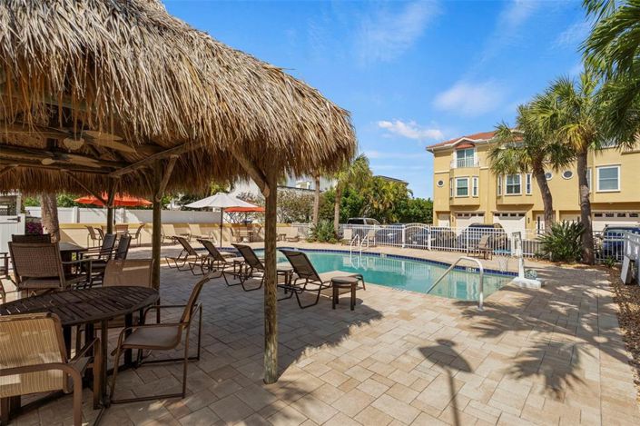 Image No.52-3 Bed Townhouse for sale