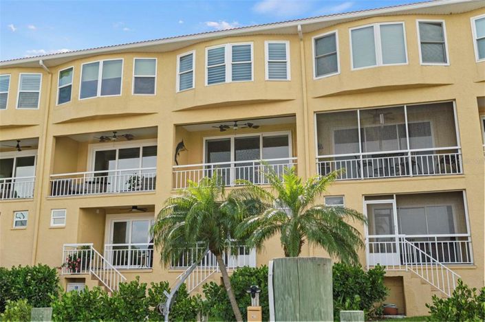 Image No.55-3 Bed Townhouse for sale