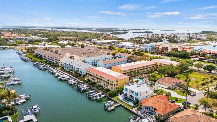 Image No.7-3 Bed Townhouse for sale