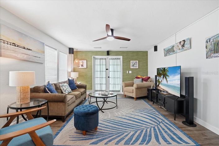 Image No.6-Propriété de 6 chambres à vendre à Treasure Island