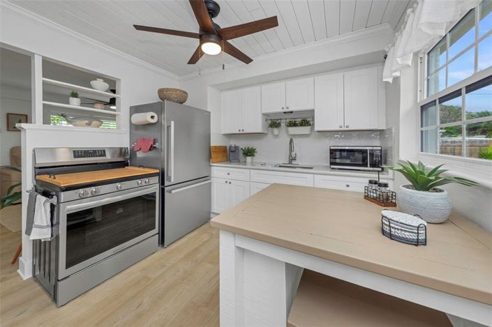 Image No.15-2 Bed Property for sale