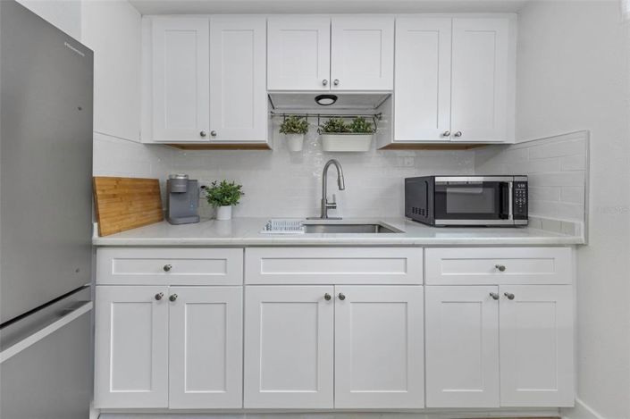 Image No.16-2 Bed Property for sale