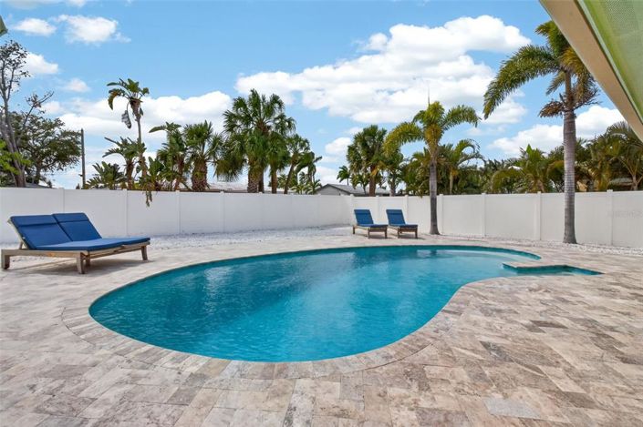 Image No.24-Propriété de 2 chambres à vendre à St. Pete Beach