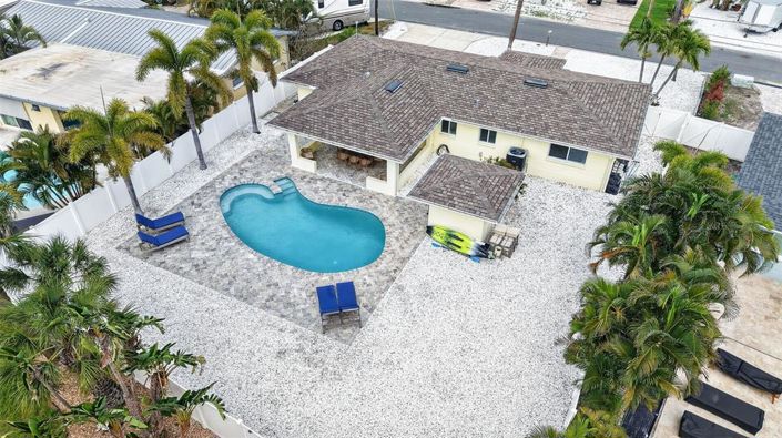 Image No.3-Propriété de 2 chambres à vendre à St. Pete Beach