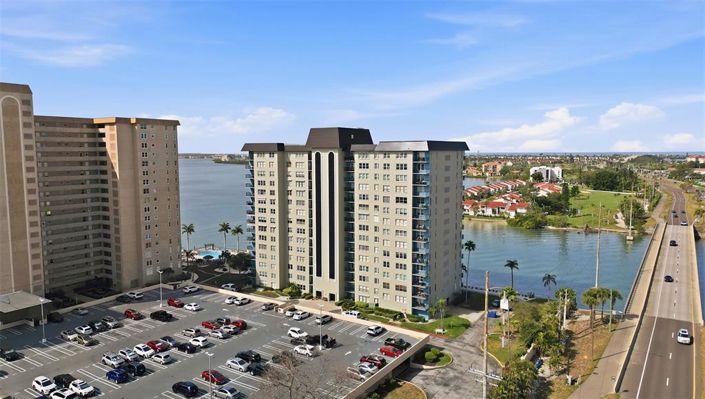 Image No.26-2 Bed Property for sale