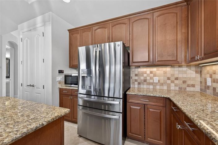 Image No.10-4 Bed Property for sale