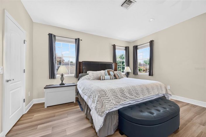 Image No.52-4 Bed Property for sale