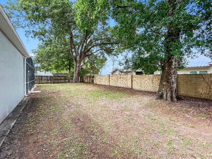 Image No.19-4 Bed Property for sale