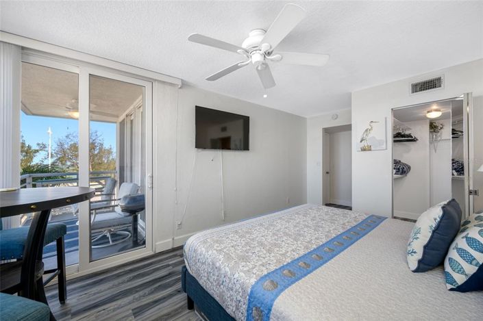 Image No.18-2 Bed Property for sale