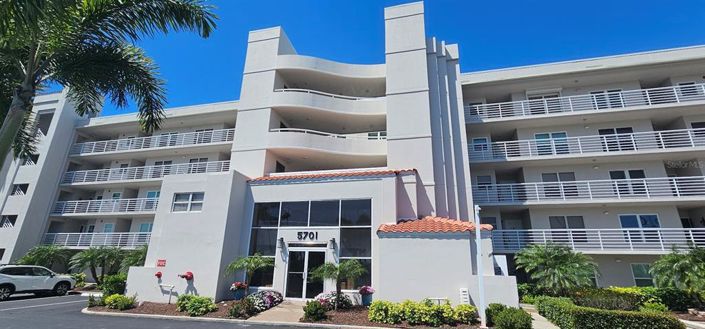 Image No.2-2 Bed Property for sale