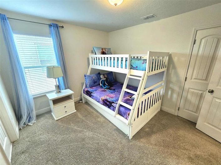 Image No.32-5 Bed Property for sale