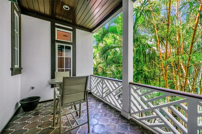 Image No.32-5 Bed Property for sale